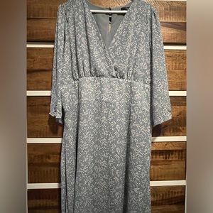 Light-Blue Floral Midi / Maxi Dress